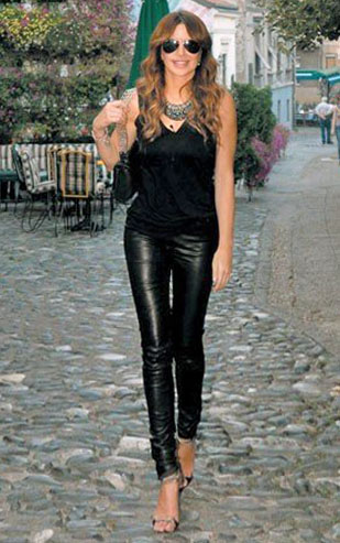 Date this delightful Italy girl Nevenshill from Schio IT157
