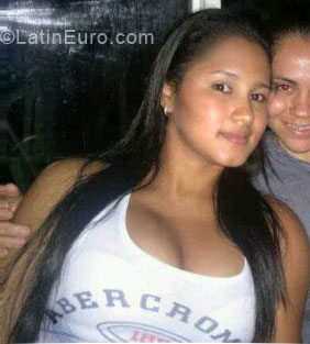 Date this passionate Colombia girl Jennifer from Barranquilla CO7344