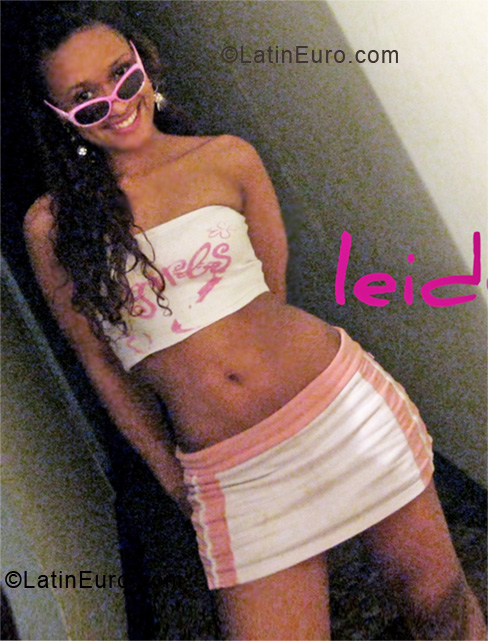 Date this exotic Colombia girl Leidy from Medellin CO7371