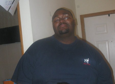 Date this young United States man Raymond from Hickory US10592