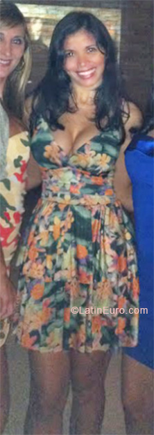 Date this fun Brazil girl Cristiane from Manaus BR5778