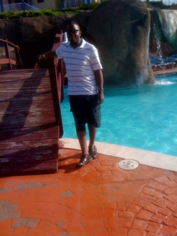 Date this funny United States man Dennis from Washington DO8229