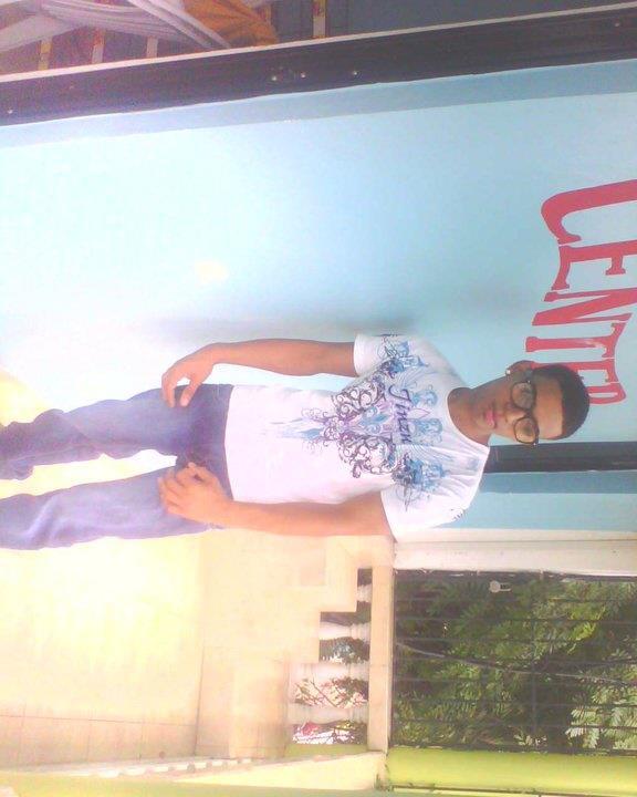 Date this hard body Dominican Republic man Luisfernando from Santiago DO8236