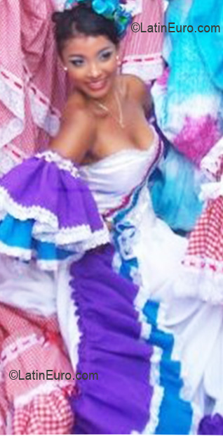 Date this funny Colombia girl Sheila from Barranquilla CO7396