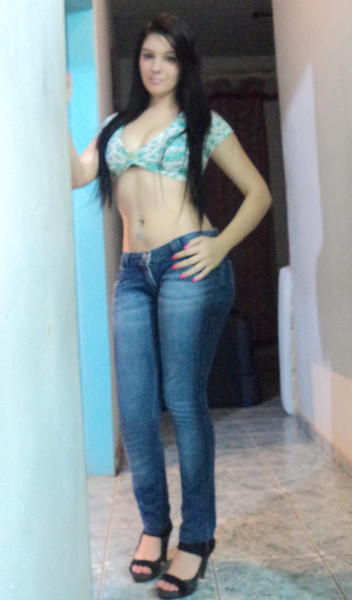 Date this georgeous Colombia girl Estrella from Bogota CO7401