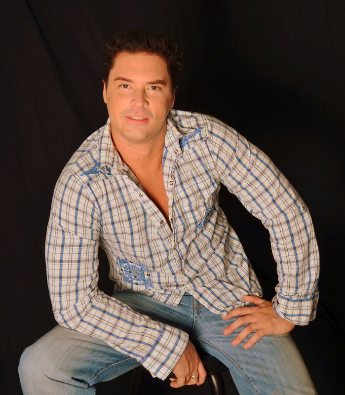 Date this cute United States man Ken from Clifton US10689