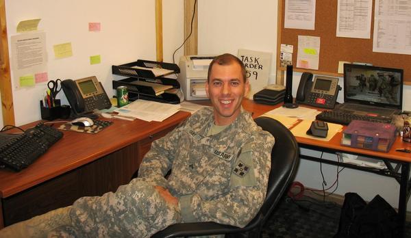 Date this athletic United States man Robert from Usa US10726