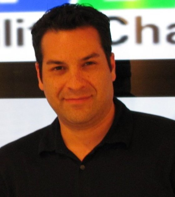 Date this passionate United States man Chris from Los Angeles US10756