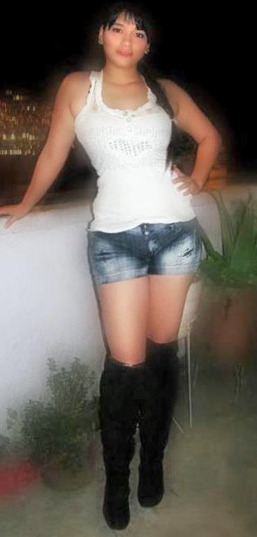 Date this tall Colombia girl Caron from Medellin CO7490