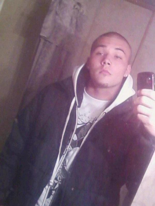 Date this georgeous United States man Purp from Gaston US10833