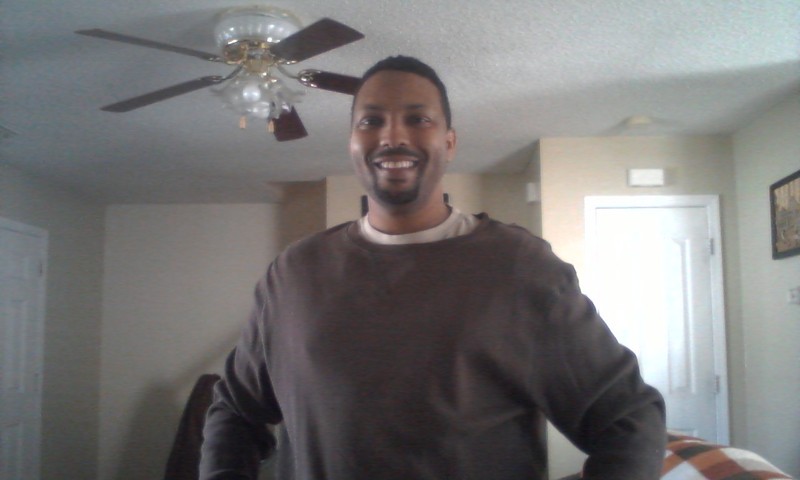 Date this young United States man Tim from Charlotte US10847