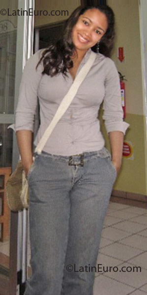 Date this funny Brazil girl Francilene from Blumenau BR5886