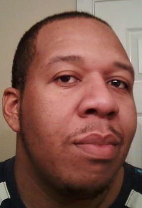 Date this funny United States man Tola from Atlanta US11159