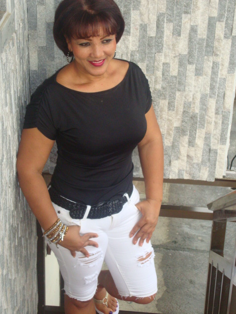 Date this lovely Colombia girl ABIERTO from Cali CO7709