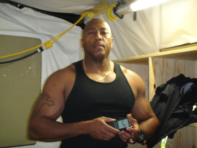 Date this voluptuous United States man Kelvin from Hope Mills US11282