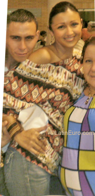 Date this attractive Colombia girl Bibiana from Bucaramanga CO7895