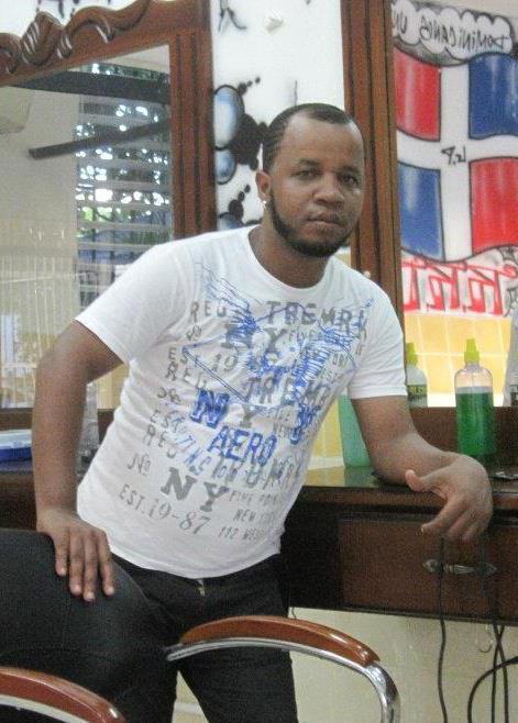 Date this nice looking Dominican Republic man Martin from Santiago DO9214