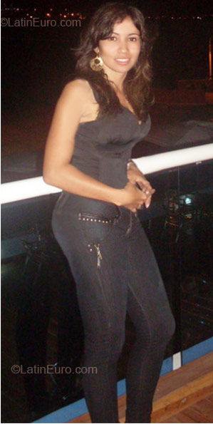 Date this lovely Colombia girl Karodoc from Cartagena CO7926