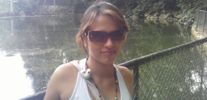 Date this young Colombia girl ANGIE from Bogota CO8294