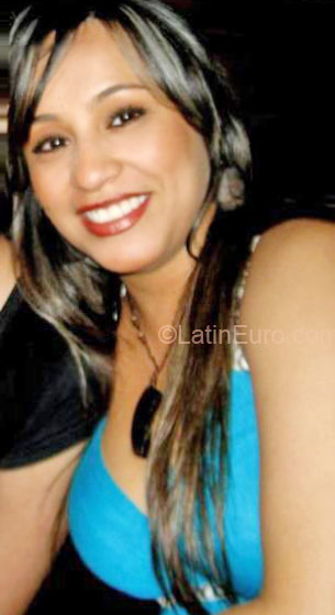 Date this beautiful Colombia girl Natalia from Medellin CO7954