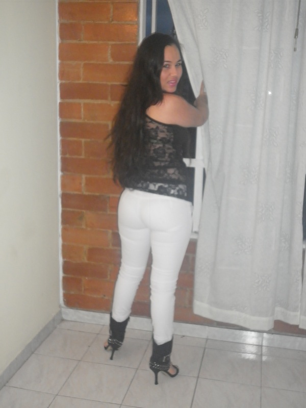 Date this exotic Colombia girl Adriana from Ibague CO8091