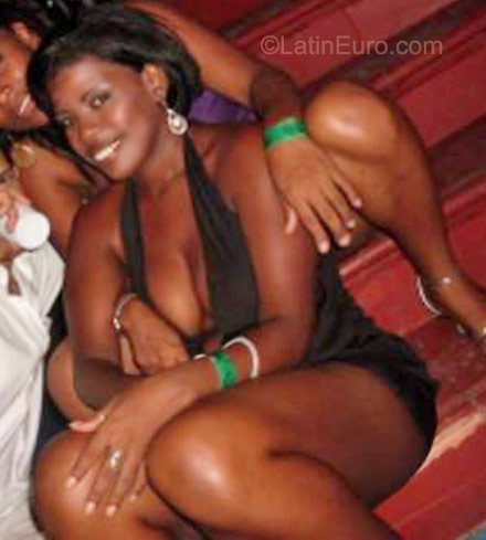 Date this hot Colombia girl Rafaela from Cartagena CO8120