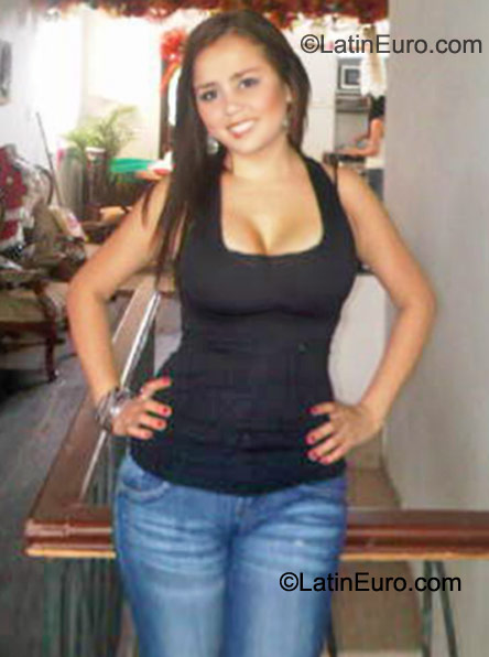 Date this exotic Colombia girl Melissa from Cali CO8123
