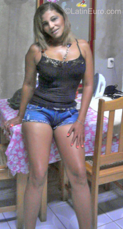 Date this good-looking Nicaragua girl Jessica jazmina from Managua NI117