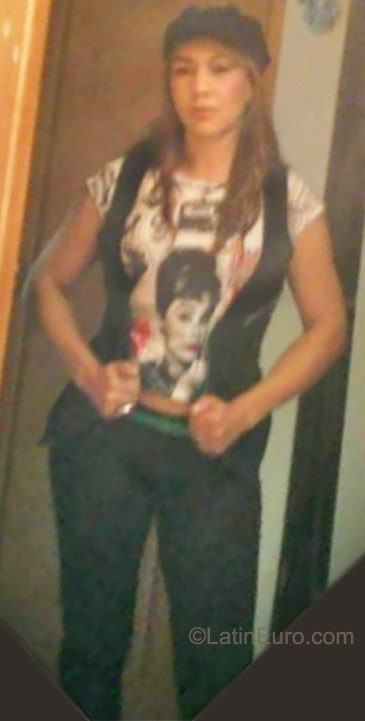 Date this delightful Colombia girl Marcela from Medellin CO8255