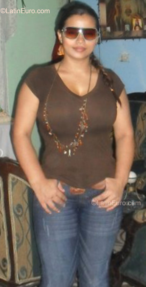 Date this fun Colombia girl Diana Maria from Medellin CO8338