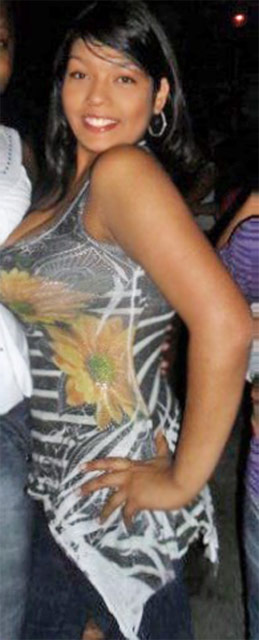 Date this happy Colombia girl Susana from Medellin CO8348