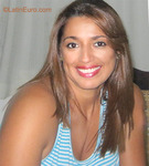 voluptuous Colombia girl Claudia from Cali CO8397