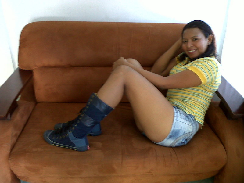 Date this young Colombia girl DIANA from Monteria CO8410