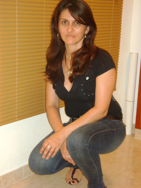 Date this lovely Colombia girl Amparo from Pereira CO8440