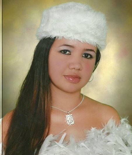 Date this hard body Colombia girl Nikol from Cali CO8444