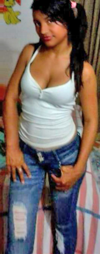 Date this nice looking Colombia girl Marisoldo from Cali CO8448