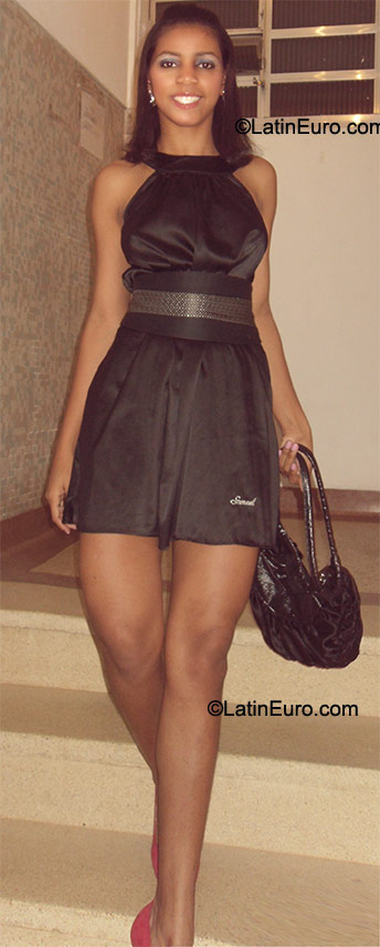 Date this cute Brazil girl Suzana from Sao Paulo BR6169