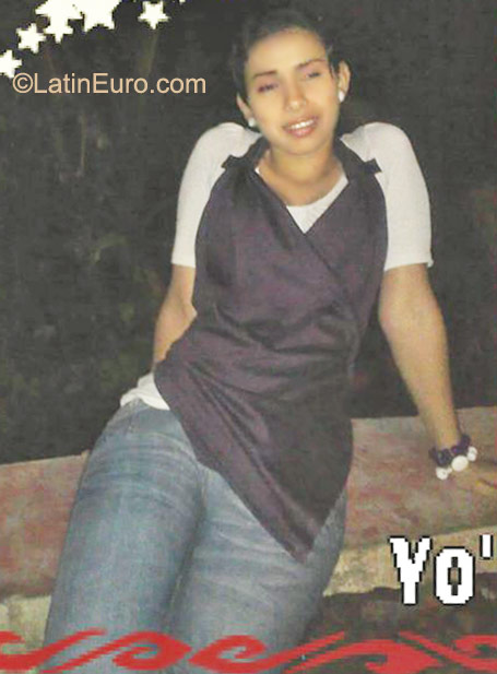 Date this gorgeous Honduras girl Lily from San Pedro Sula HN485