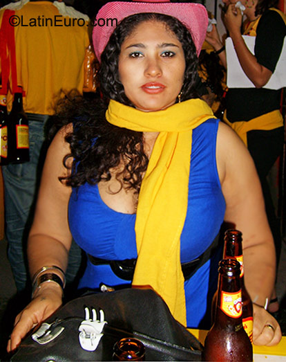 Date this delightful Colombia girl Sandra from Palmira CO8642