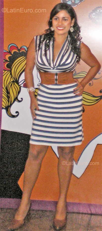 Date this georgeous Colombia girl Marlen from Medellin CO8750