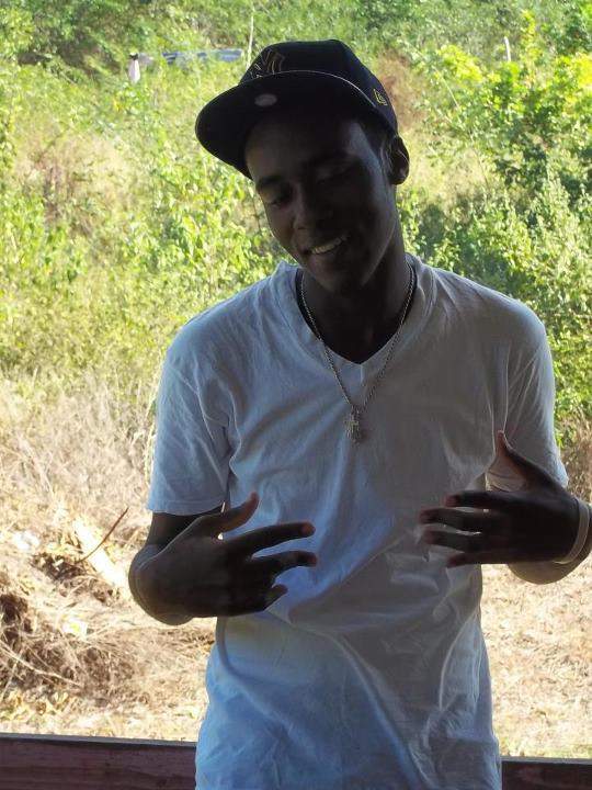 Date this georgeous Jamaica man _javid(j)_ from negril JM395