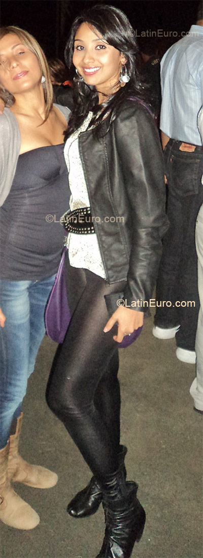 Date this funny Colombia girl Johana from Medellin CO8802