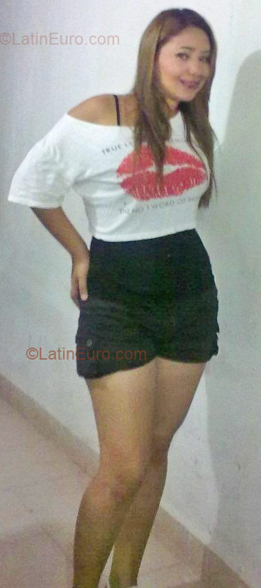 Date this hot Colombia girl Anniita from Cartagena CO8858