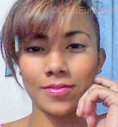 Date this charming Colombia girl Zulay from Medellin CO8962