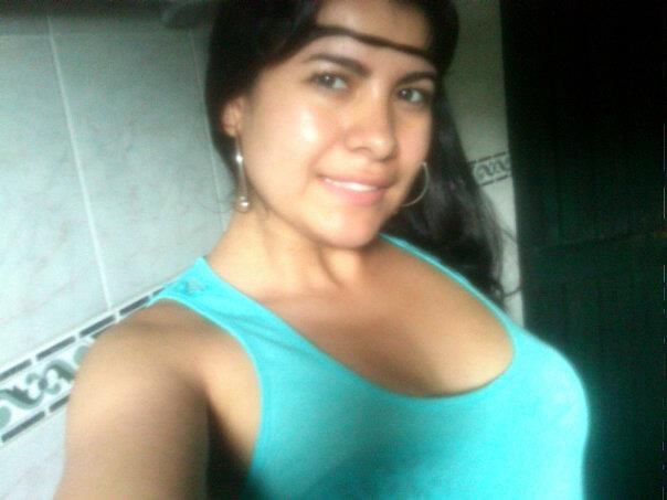 Date this nice looking Colombia girl Marce from Pereira CO8964