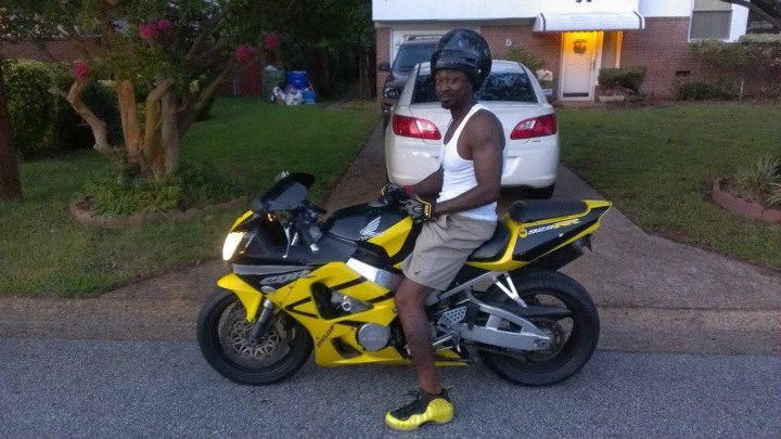 Date this sultry United States man Ali from Raleigh US12027