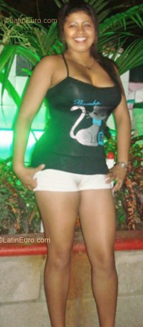 Date this funny Colombia girl Angelica from Barranquilla CO8995