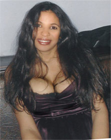 Date this nice looking Germany girl Quirly from Munchen DE275