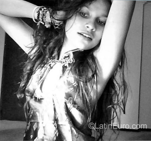 Date this foxy Colombia girl Patricia from Bogota CO9114