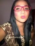 attractive Colombia girl Estefany from Santa Marta CO9116